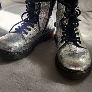 Toddler dr martens